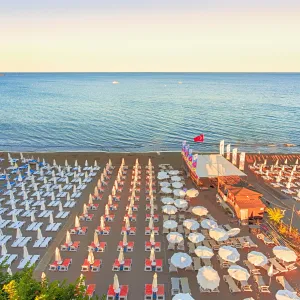 Sun Club Side