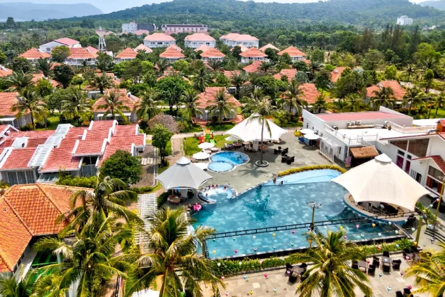 Mercury Phu Quoc Resort and Villas