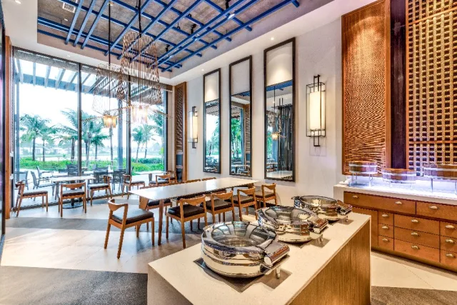 Movenpick Resort Waverly