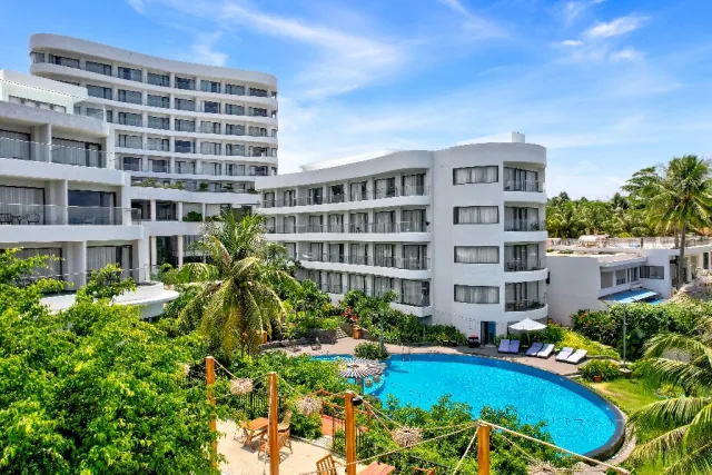 Sunset Beach Resort and SPA