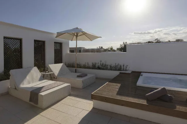 Aulus Lindos Rhodes, Curio Collection By Hilton
