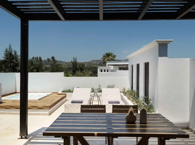 Aulus Lindos Rhodes, Curio Collection By Hilton