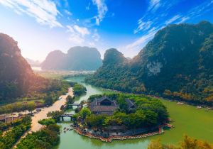 BUNA DIMINEATA, VIETNAM! - Vietnamul autentic, intre nord si sud