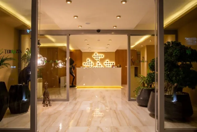 LA TERRAZZA HOTEL