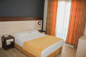 HAWAII SUITE BEACH HOTEL