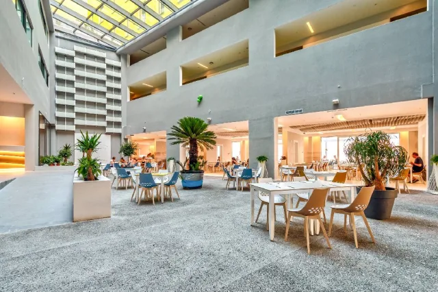 Carine Hotel Park (R)