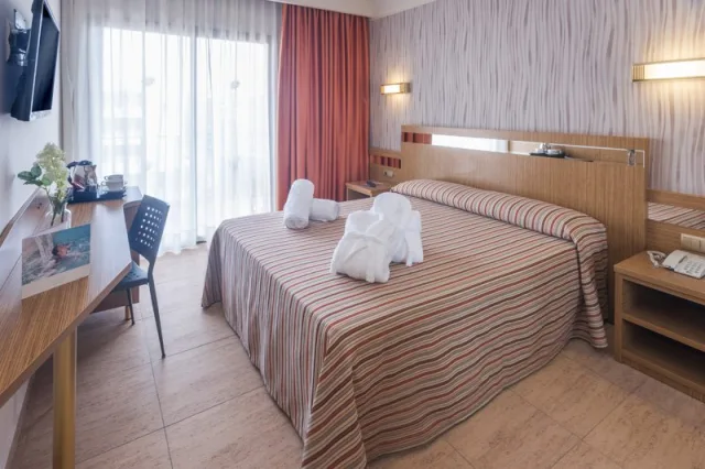 Sumus Hotel Stella Spa (Pineda de Mar)