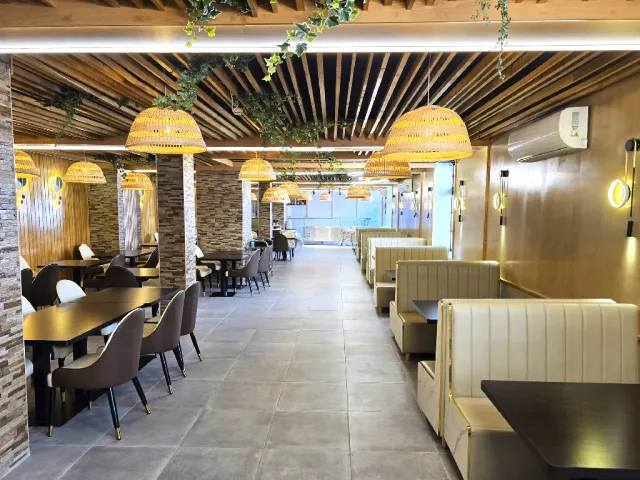 Torremolinos Centro by Croma (Torremolinos)