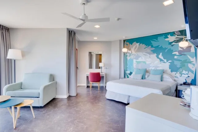 Angela Hotel (Fuengirola)