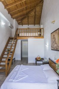 CRETA AQUAMARINE HOTEL