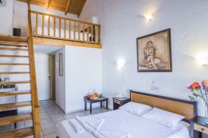 CRETA AQUAMARINE HOTEL