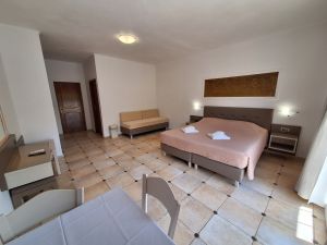 PERLA BEACH HOTEL APARTMENTS