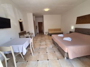 PERLA BEACH HOTEL APARTMENTS