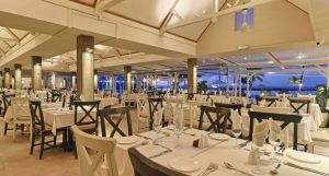Villas Caroline Beach Hotel
