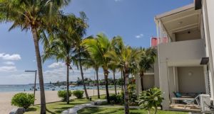Villas Caroline Beach Hotel