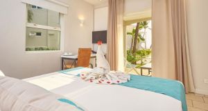 Villas Caroline Beach Hotel