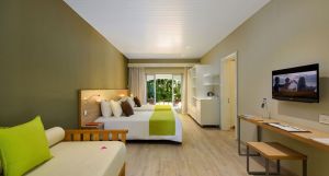 Mauricia Beachcomber Resort & Spa