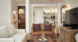 Paradise Cove Boutique Hotel