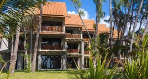 Crystals Beach Resort Belle Mare