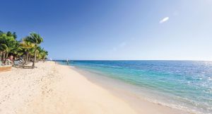 Victoria Beachcomber Resort & Spa