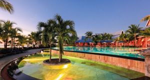 Victoria Beachcomber Resort & Spa