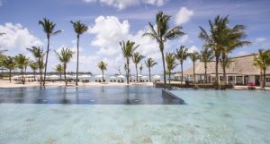 The Bay Club at Anahita