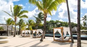 The Bay Club at Anahita