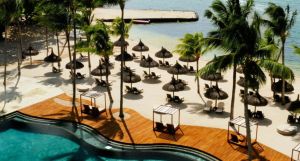 The Bay Club at Anahita