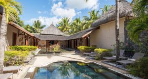 Paradis Beachcomber Golf Resort & Spa