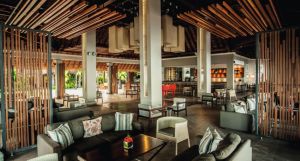 Paradis Beachcomber Golf Resort & Spa