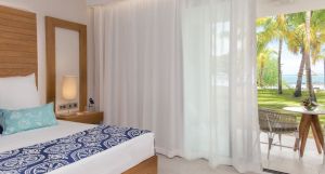 Paradis Beachcomber Golf Resort & Spa
