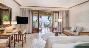 Paradis Beachcomber Golf Resort & Spa