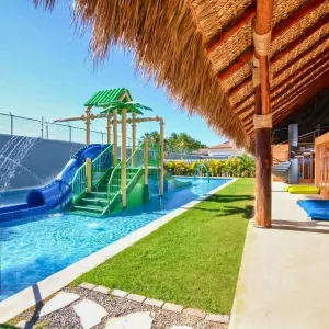 Dreams Onyx Resort &amp; Spa