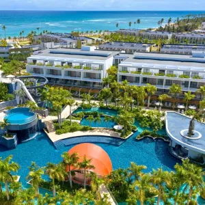 Dreams Onyx Resort &amp; Spa