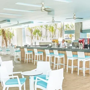 RIU Republica