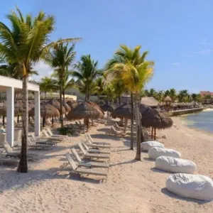 Catalonia Yucatán Beach