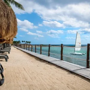 Catalonia Yucatán Beach