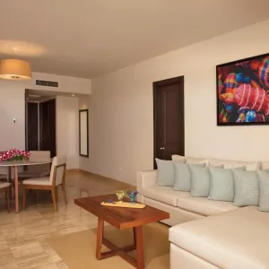 Dreams Sapphire Resort &amp; Spa