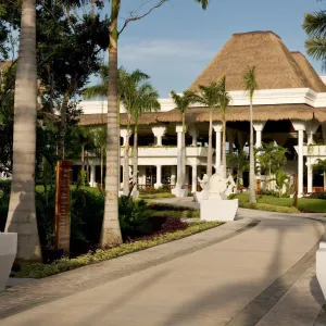 Grand Riviera Princess