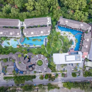 Holiday Ao Nang Beach Resort