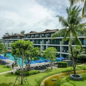 Holiday Ao Nang Beach Resort