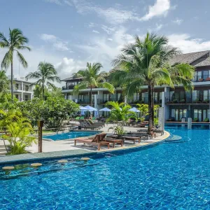 Holiday Ao Nang Beach Resort
