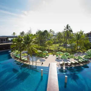 Holiday Ao Nang Beach Resort