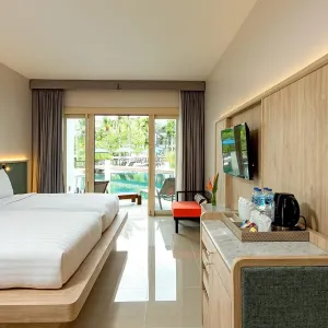 Holiday Ao Nang Beach Resort