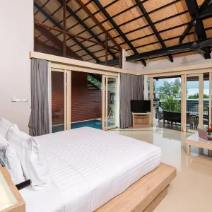 Holiday Ao Nang Beach Resort