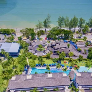Holiday Ao Nang Beach Resort