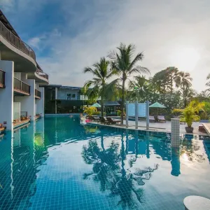 Holiday Ao Nang Beach Resort