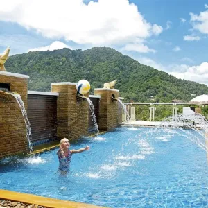 Peach Hill Resort