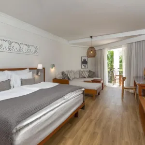 Sunwing Bangtao Beach