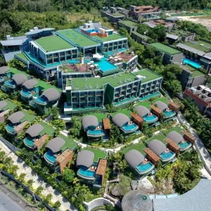 Crest Resort &amp; Pool Villas Phuket - Rawai